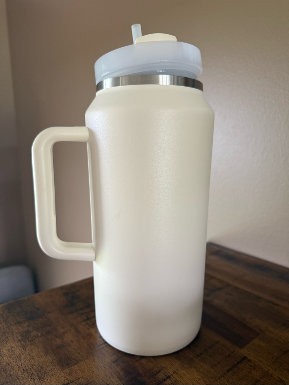 Stanley Cream Insulated Travel Mug with Straw - 64oz - Picture 2 of 4
